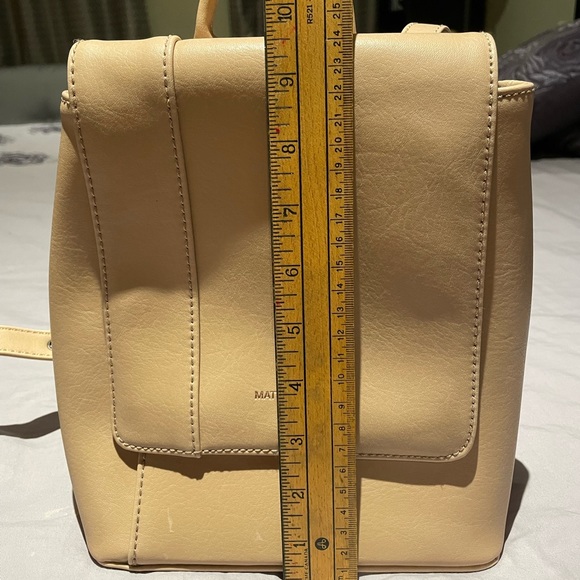 Matt and Nat Backpack - Picture 13 of 14